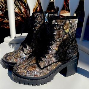 Boots Steve Madden boots with crystals like new wore them once
